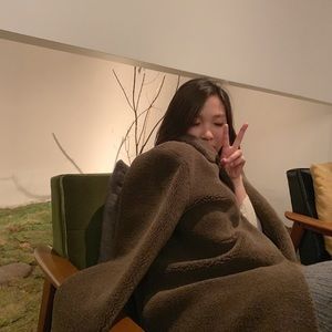 Meet your Posher, Ki won